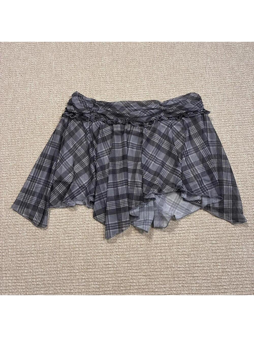 Derek Heart flowy layered plad mini skirt medium size!!